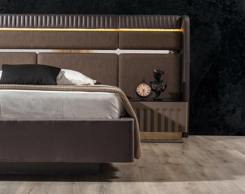 Brown Bedroom Set Modern Double Bed Nightstands 3-Piece Set