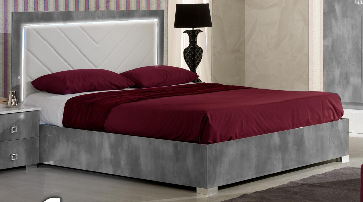Design bedroom 3-piece set. Bed, 2x nightstands, classic luxury bed set furniture.