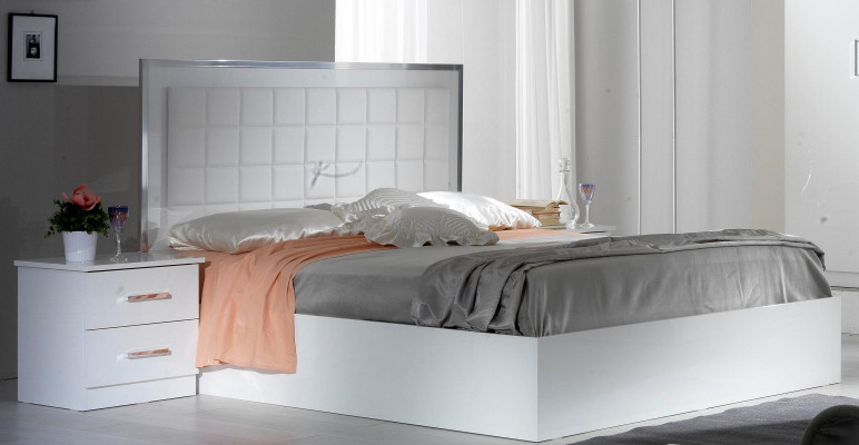 Bed 2x Nightstand 3-piece Bedroom Set Design Modern Luxury Bed Group New