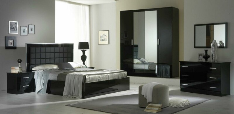 Mirror Wooden Frame Wall Mirror Classic Designer Mirror 90x60cm Wood xxl big