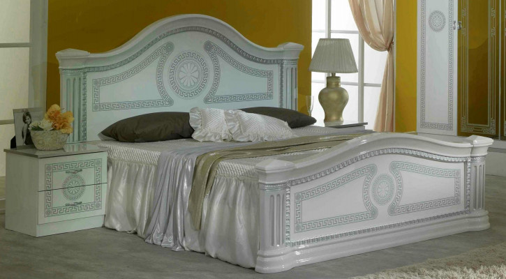 Design Bedroom 3-piece Set: Bed, 2x Nightstands, Classic Luxury Bedroom Furniture Set
