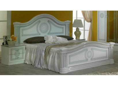 Design Bedroom 3-piece Set: Bed, 2x Nightstands, Classic Luxury Bedroom Furniture Set