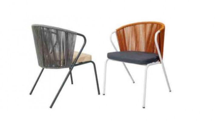 Original chairs in gray on black stainless steel legs with a soft cushion