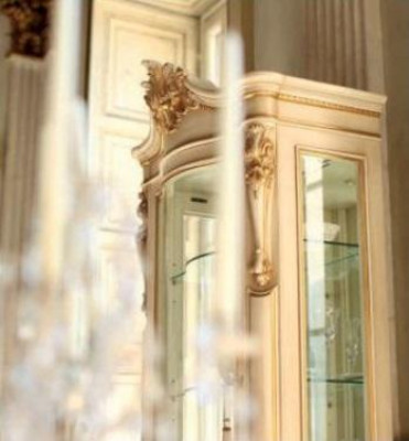 Showcase luxury cabinets wooden display cases living room furniture beige baroque