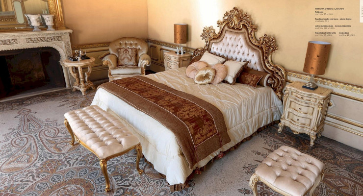 Luxury Ottoman Chesterfield Side Stool Gold Bedroom Fabric Beige