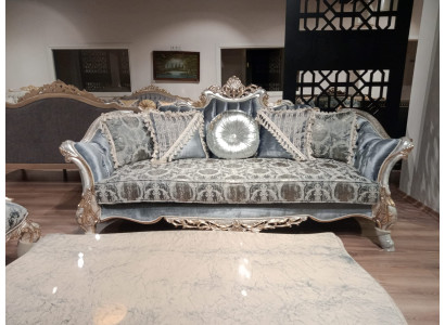Three-seater sofa 3 blue carved legs silver-tone Chesterfield couches