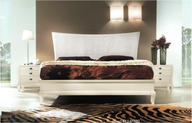 Three-piece set: bedroom bed nightstand nightstand bed group design.