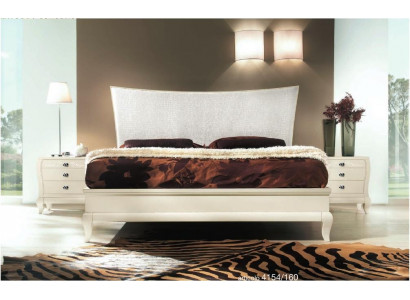 Three-piece set: bedroom bed nightstand nightstand bed group design.