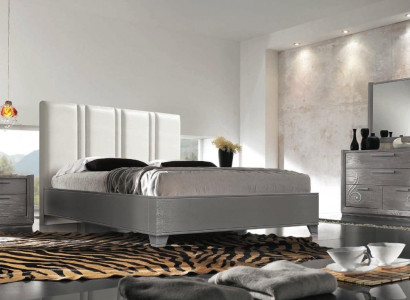 Luxury Set Bedroom Bed Nightstand Dresser Mirror Group Ensemble New 5-piece.