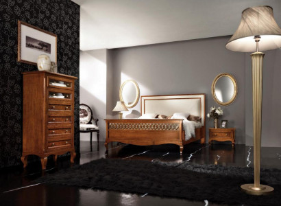 Luxury bedroom set 4-piece. Bed, 2 bedside tables, dresser, solid wood furniture, Italy