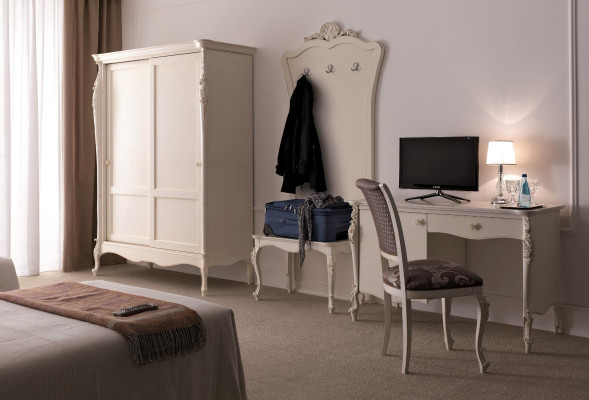 Classic Bedroom Complete Set Stool Desk Wardrobe 5-piece.