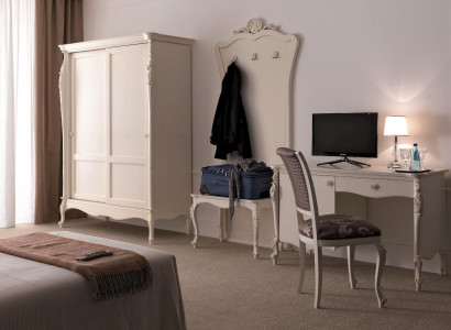 Classic Bedroom Complete Set Stool Desk Wardrobe 5-piece.