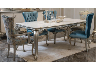 Magnificent dining table in classic design with exclusive tabletop.