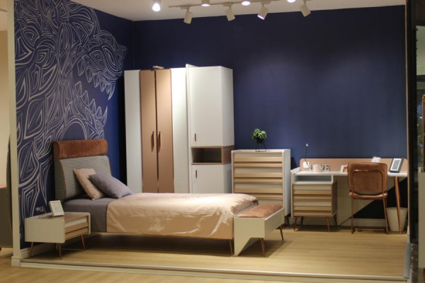 Children's Room Set Bed + Nightstand + Bench Modern Set Bed 3pcs. Bench Complete
