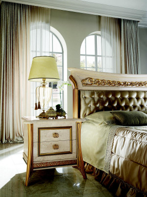 Bed + nightstand royal bedroom upholstered bed baroque rococo designer