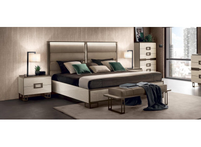 Bed Cushion Classic Double Bed Wood 180x200cm Beds Hotel Bedroom New