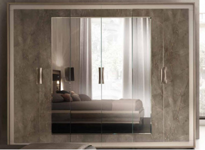 Classic antique style wardrobe closet wood wardrobe bedroom new