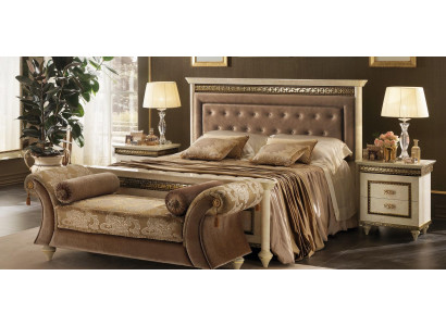 Classic bed Baroque Rococo hotel beds upholstered bed double bed arredoclassic