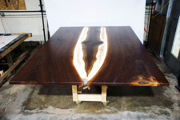 Epoxy resin dining table real wood solid furniture waterfall epoxy table casting resin