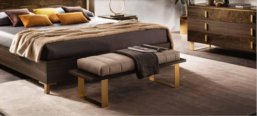 Footstool Designer Side Stool Bench Italian Bedroom Furniture 140cm