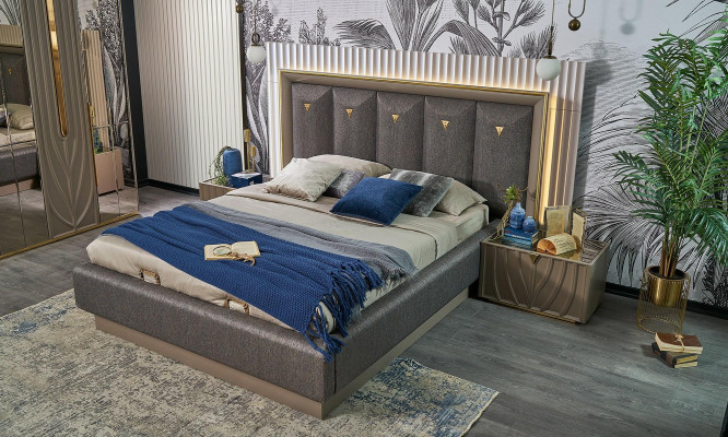 Double Bed Complete Bedroom Bed Brown Set 3-Piece Wooden Nightstands