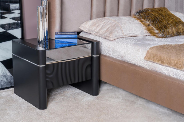 Bedroom Set Complete Bed + 2x Nightstands + Wardrobe 4-piece.