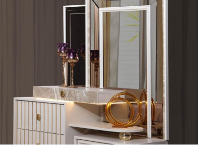 White vanity table bedroom designer wooden console with mirror new