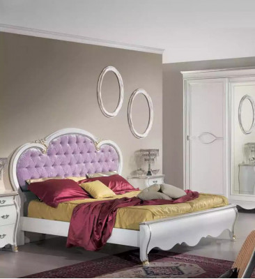 Bed padding design luxurious double Chesterfield hotel beds wooden furniture bed