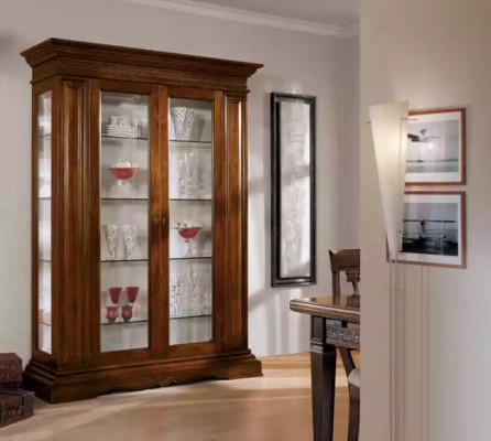 7-piece dining set. Dining room table, 4 chairs, display cabinet, luxury wood furniture.