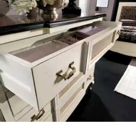 Bed 2x Nightstands 5-piece Italian Furniture Bedroom Chest of Drawers Wood