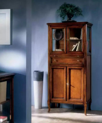 Classic Cabinet Furniture Brown Showcase Display Cabinet Glass Cabinet New