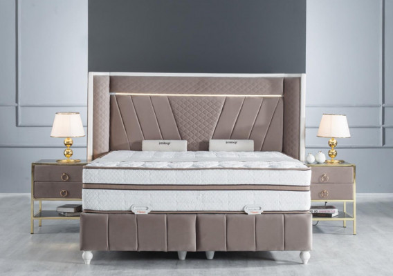 Luxury Bedroom Set Beige Bed 2x Nightstands Beds Furniture LED 3-piece
