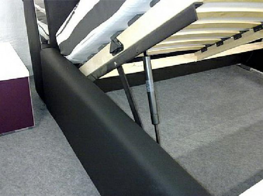 Leather Bed Frame in 140/160/180x200cm Upholstered Design Double Made in EU