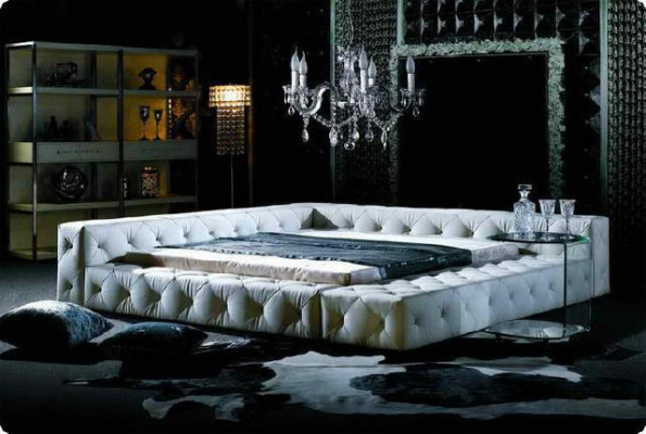 Designer Chesterfield Luxury Waterbed Bed Complete System