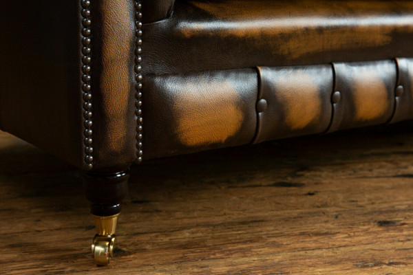 Noble Chesterfield Brown Three-Seater Luxury Upholstered Couches Designer Sofas