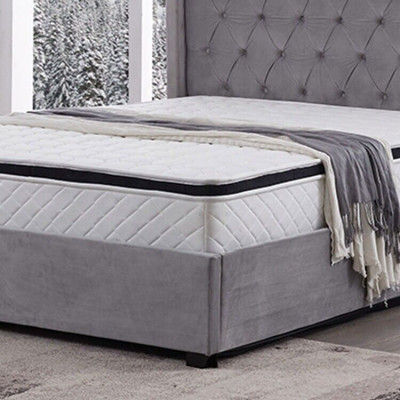 Chesterfield bed upholstered bed luxury bedroom design beds textile leather new