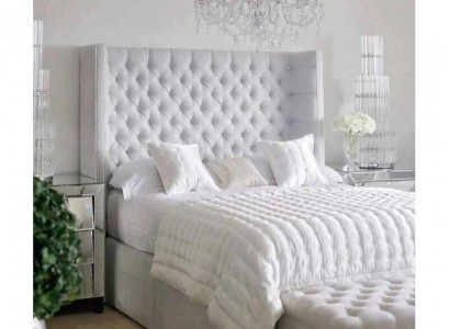 Chesterfield design bed bedroom textile leather velvet upholstery hotel beds