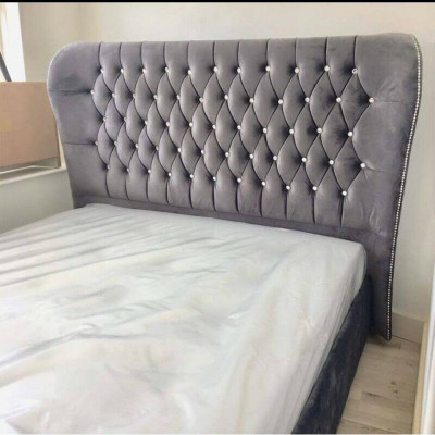 Chesterfield design bed textile leather velvet upholstered hotel beds bedroom