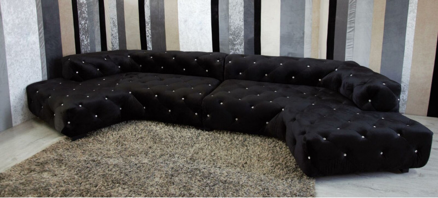 Classic designer Chesterfield velvet sofa with crystal stones living landscape