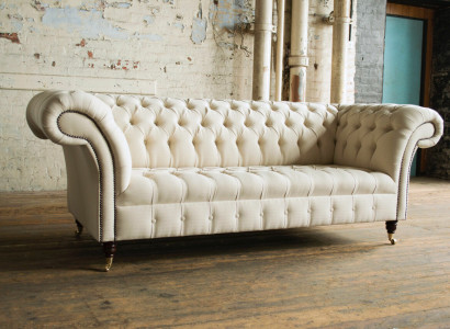 Modern beige Chesterfield 3-seater sofa living room couch