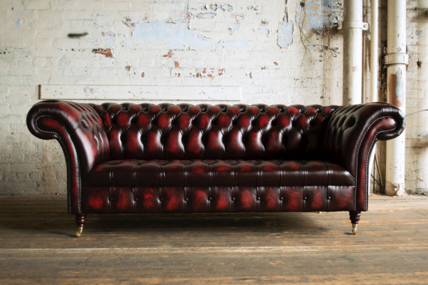 Bordaux Chesterfield Three-Seater Luxury Living Room Couch
