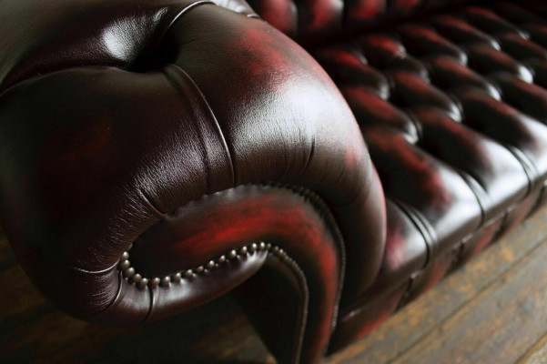 Bordaux Chesterfield Three-Seater Luxury Living Room Couch