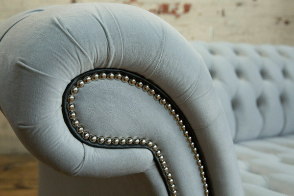 White designer Chesterfield three-seater modern 3-seater couch