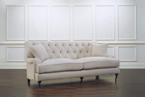 Modern White Chesterfield Three-Seater Luxury 3-Seater Couch