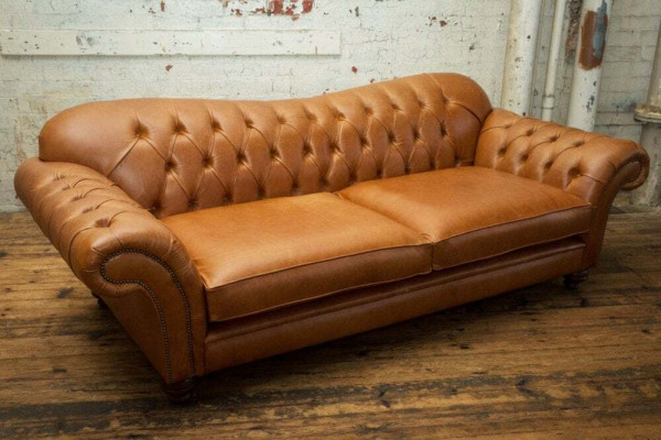 Brown Chesterfield Three-Seater Luxury Living Room Couch
