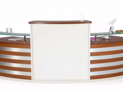Aesthetic and comfortable reception desk in classic design