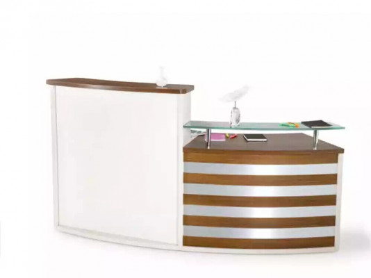 Aesthetic and comfortable reception desk in classic design