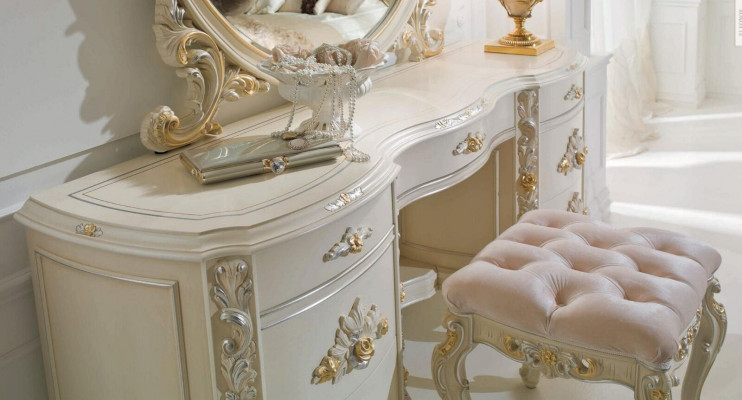 Dressing table, vanity table, console table, makeup dresser, bedroom, luxury, beige
