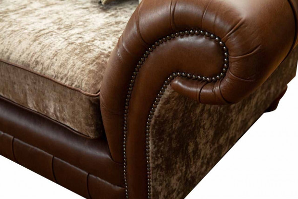 Sofa 2-Seater Classic Chesterfield Couch Upholstered Two-Seater Seat