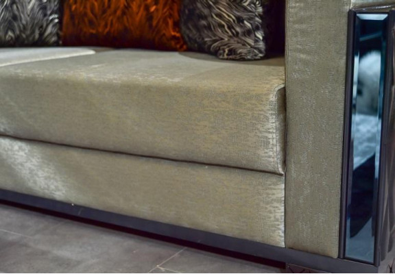 Three-seater luxury sofa, 3-seat sofa, seat design, brown metal with fabric.